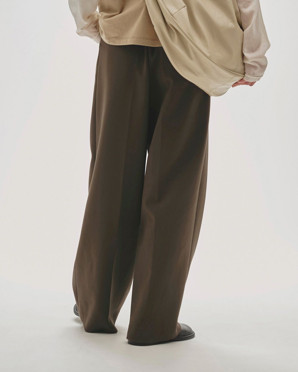 Bonding Wide Trousers Bonding Wide Trousers,ボンディングワイドパンツ,12420710,パンツ,ボトムス,トラウザーズ,ボンディングパンツ,ワイドパンツ,todayful,トゥデイフル,lifes,ライフズ,25aw,吉田怜香