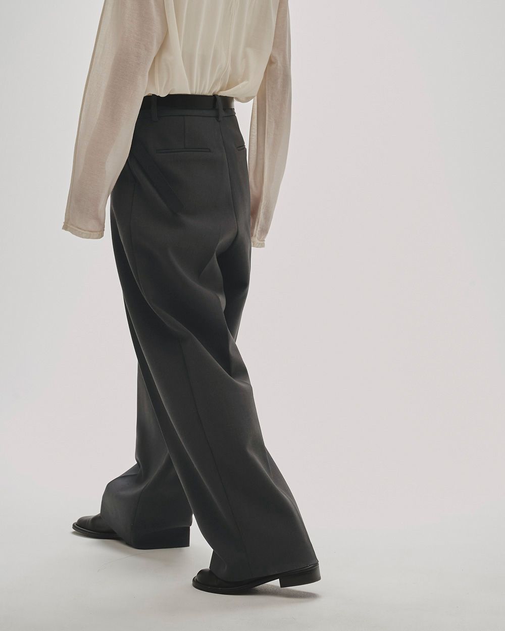 Bonding Wide Trousers Bonding Wide Trousers,ボンディングワイドパンツ,12420710,パンツ,ボトムス,トラウザーズ,ボンディングパンツ,ワイドパンツ,todayful,トゥデイフル,lifes,ライフズ,25aw,吉田怜香