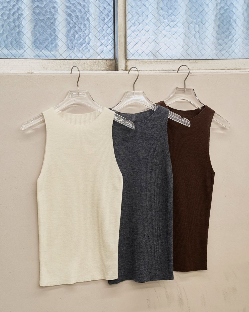 Merinowool 100% Tanktop Merinowool 100% Tanktop,メリノウール100%タンクトップ,12520517,タンクトップ,タンク,カットソー,ニットタンク,メリノウール,ウールタンク,todayful,トゥデイフル,lifes,ライフズ,25ss,吉田怜香