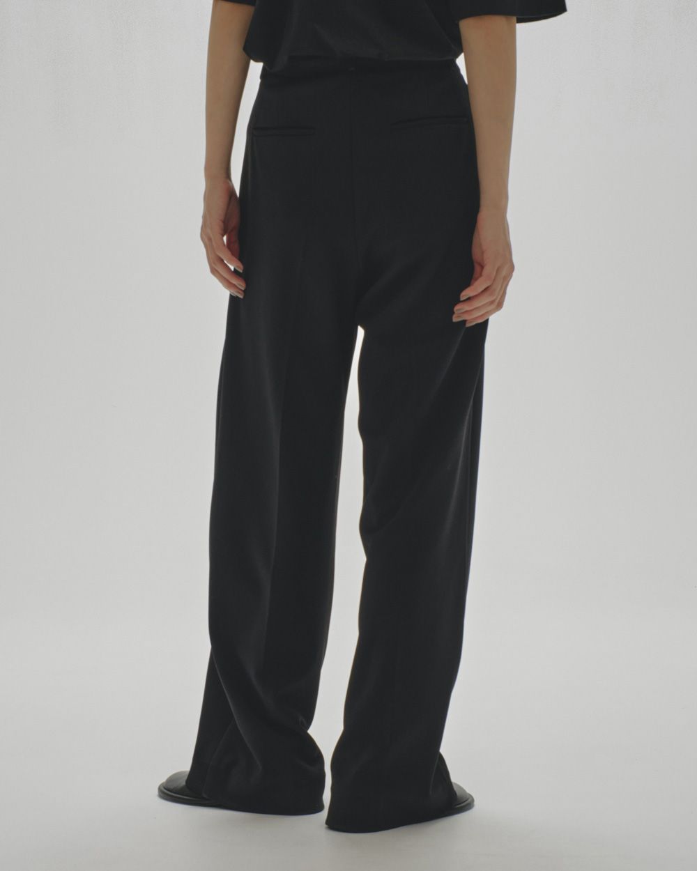 Doubletuck Twill Trousers Doubletuck Twill Trousers,ダブルタックツイルトラウザーズ,12510719,ワイドパンツ,ダブルタック,タックパンツ,トラウザーズ,ボトムス,定番パンツ,吉田が履いているパンツ,ツイルトラウザーズ,todayful,トゥデイフル,lifes,ライフズ,25ss