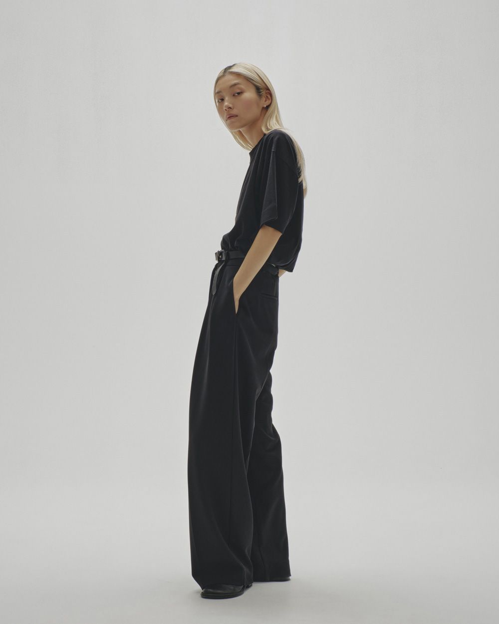 Doubletuck Twill Trousers Doubletuck Twill Trousers,ダブルタックツイルトラウザーズ,12510719,ワイドパンツ,ダブルタック,タックパンツ,トラウザーズ,ボトムス,定番パンツ,吉田が履いているパンツ,ツイルトラウザーズ,todayful,トゥデイフル,lifes,ライフズ,25ss