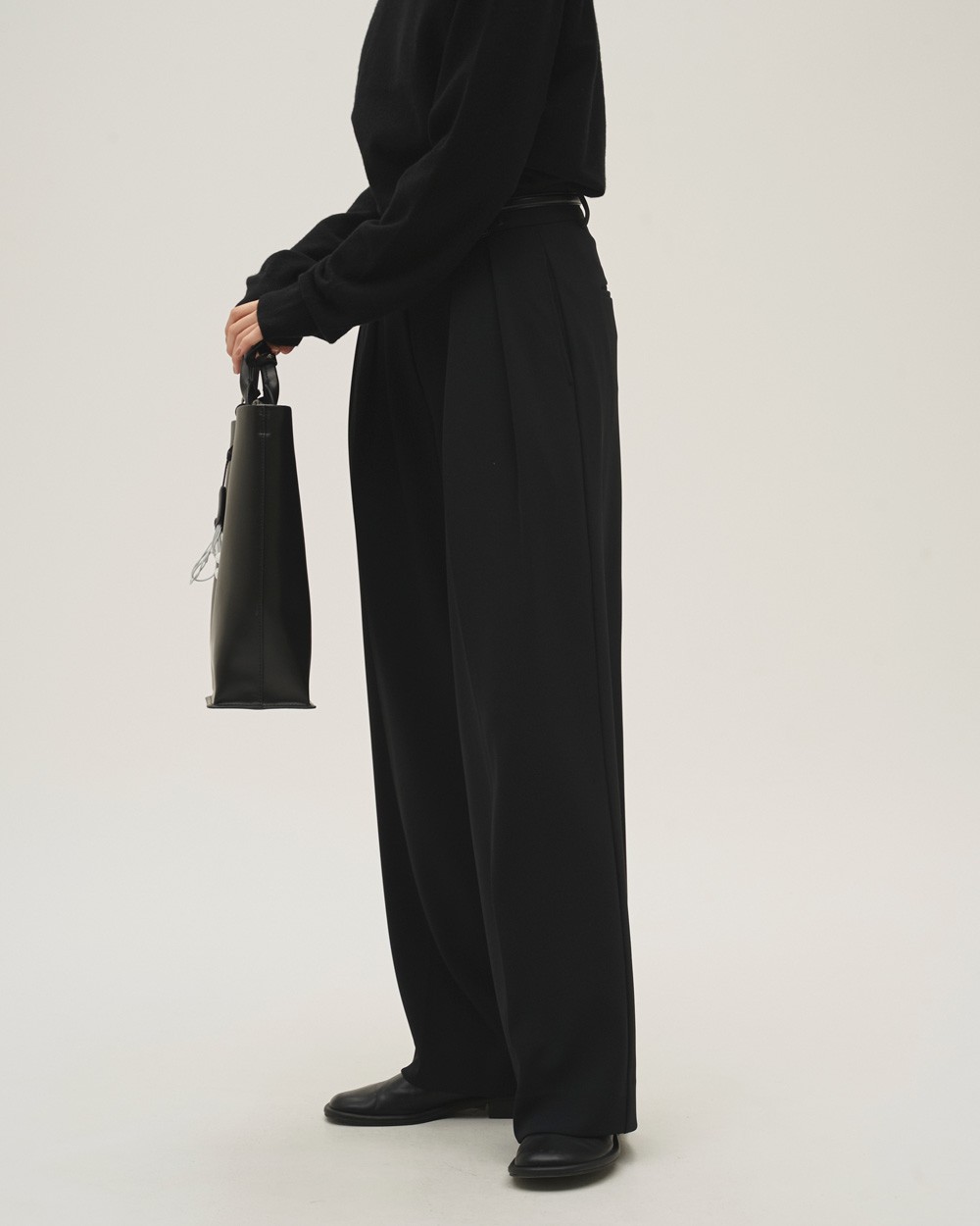 Doubletuck Twill Trousers Doubletuck Twill Trousers,ダブルタックツイルトラウザーズ,12510719,ワイドパンツ,ダブルタック,タックパンツ,トラウザーズ,ボトムス,定番パンツ,吉田が履いているパンツ,ツイルトラウザーズ,todayful,トゥデイフル,lifes,ライフズ,25ss