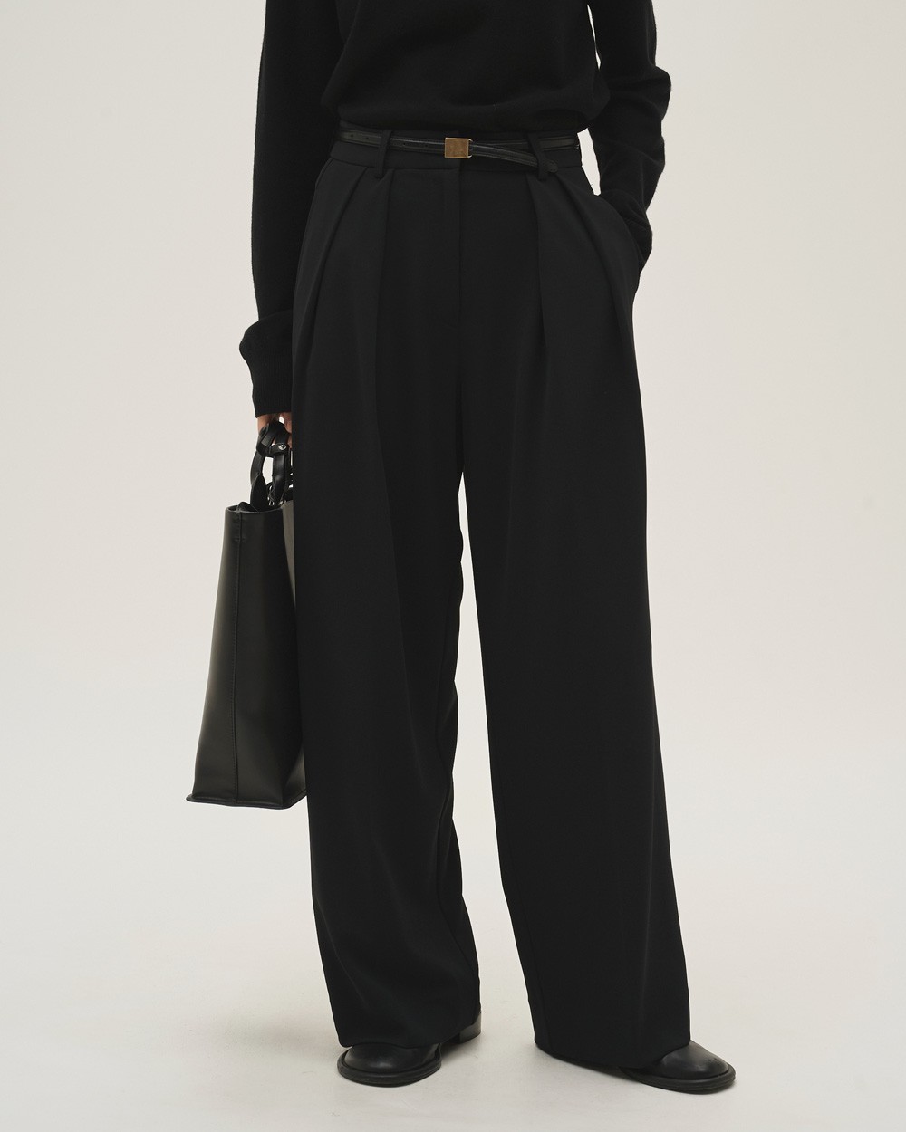 Doubletuck Twill Trousers Doubletuck Twill Trousers,ダブルタックツイルトラウザーズ,12510719,ワイドパンツ,ダブルタック,タックパンツ,トラウザーズ,ボトムス,定番パンツ,吉田が履いているパンツ,ツイルトラウザーズ,todayful,トゥデイフル,lifes,ライフズ,25ss