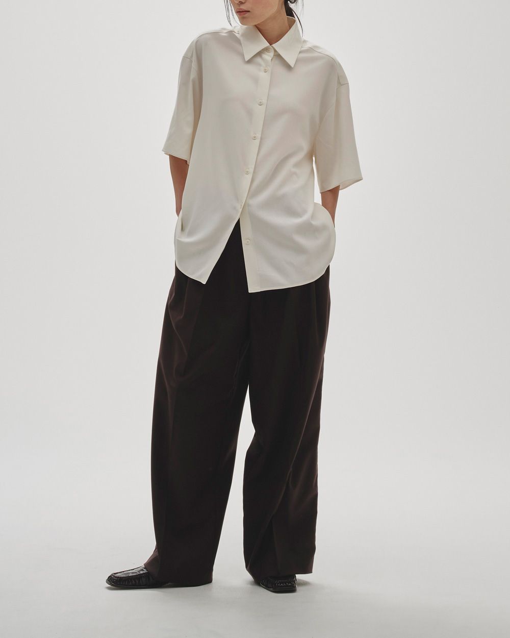 Silk100% Halfsleeve Shirts Silk100% Halfsleeve Shirts,シルク100%ハーフスリーブシャツ,12520413,シャツ,トップス,半袖シャツ,ハーフスリーブトップ,シルクシャツ,シルク100%,todayful,トゥデイフル,lifes,ライフズ,25aw,吉田怜香