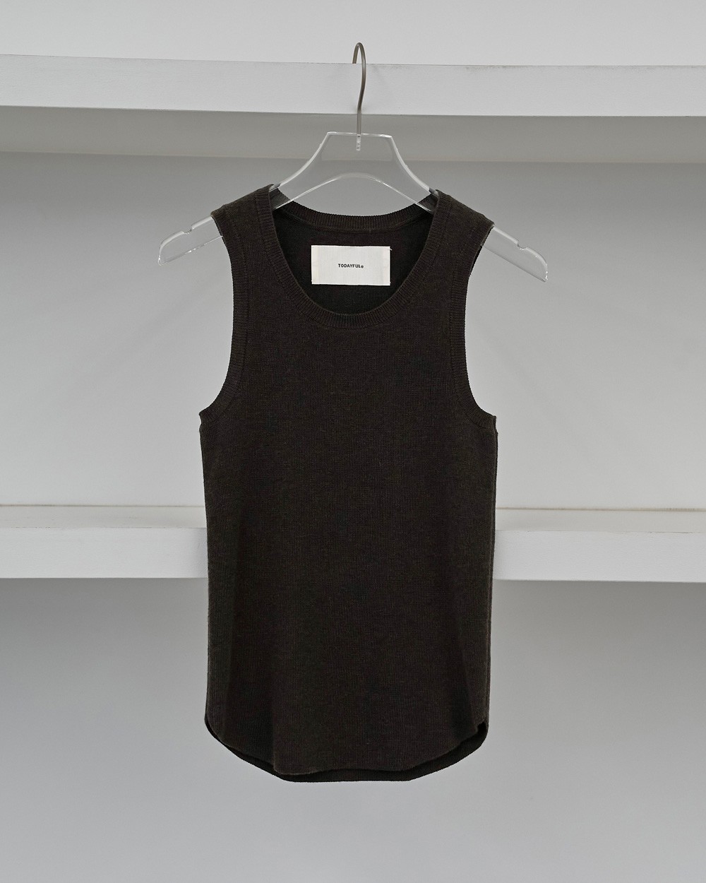Roundhem Knit Tanktop Roundhem Knit Tanktop,ラウンドヘムニットタンクトップ,12520503,タンクトップ,ニットタンク,ニットトップ,ラウンドヘムニットタンク,無地ニット,無地タンク,todayful,トゥデイフル,lifes,ライフズ,25aw,吉田怜香