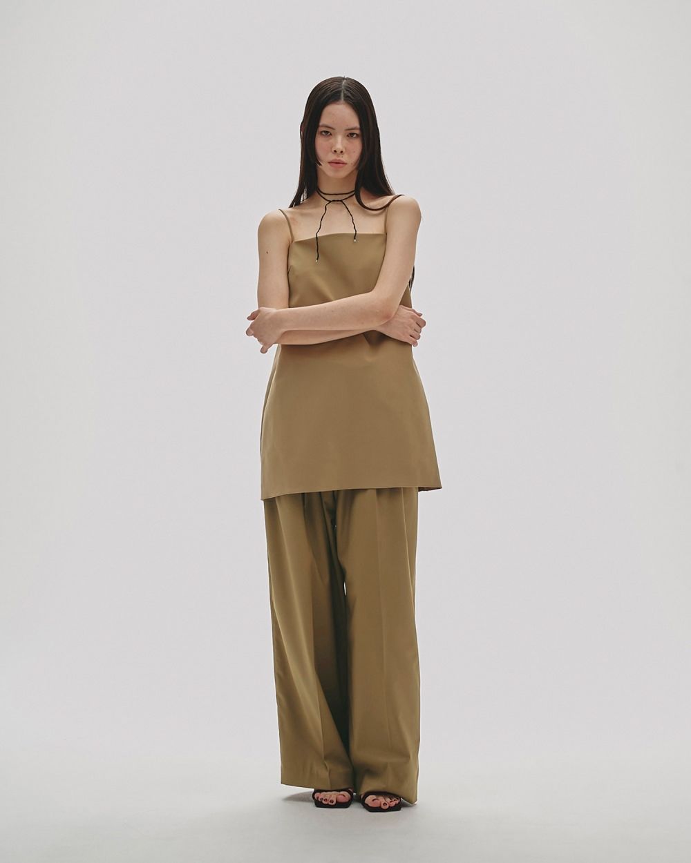 Lightweight Tuck Trousers Lightweight Tuck Trousers,ライトウエストタックトラウザーズ,12520704,パンツ,ボトムス,トラウザーズ,タックパンツ,ボンタン,ワイドパンツ,todayful,トゥデイフル,lifes,ライフズ,25aw,吉田怜香