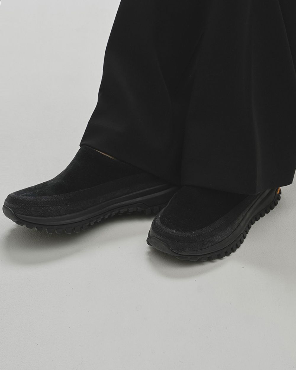 Vibramsole Leather Sabot Vibramsole Leather Sabot,ビブラムソールレザーサボ,12521002,サボ,靴,サンダル,レザーサボ,ビブラムソール,todayful,トゥデイフル,lifes,ライフズ,25aw,吉田怜香