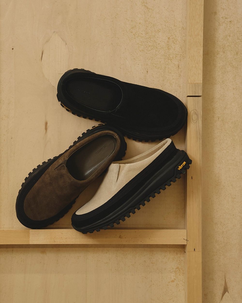 Vibramsole Leather Sabot Vibramsole Leather Sabot,ビブラムソールレザーサボ,12521002,サボ,靴,サンダル,レザーサボ,ビブラムソール,todayful,トゥデイフル,lifes,ライフズ,25aw,吉田怜香