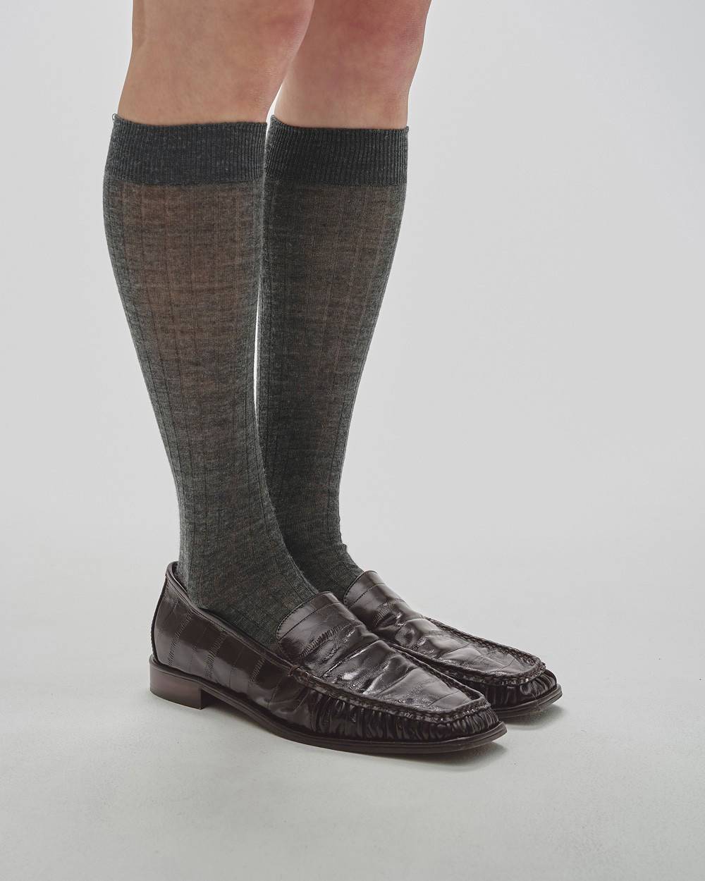 Squaretoe Gather Loafers Squaretoe Gather Loafers,スクエアトゥギャザーローファー,12521007,スクエアトゥローファー,ローファー,ギャザーローファー,靴,シューズ,フラットシューズ,レザーシューズ,レザーローファー,todayful,トゥデイフル,lifes,ライフズ,25aw,吉田怜香