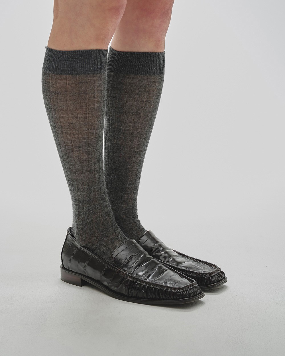 Squaretoe Gather Loafers Squaretoe Gather Loafers,スクエアトゥギャザーローファー,12521007,スクエアトゥローファー,ローファー,ギャザーローファー,靴,シューズ,フラットシューズ,レザーシューズ,レザーローファー,todayful,トゥデイフル,lifes,ライフズ,25aw,吉田怜香