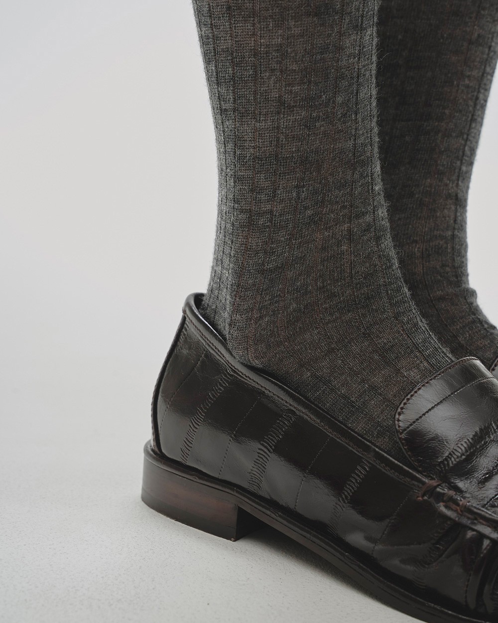 Squaretoe Gather Loafers Squaretoe Gather Loafers,スクエアトゥギャザーローファー,12521007,スクエアトゥローファー,ローファー,ギャザーローファー,靴,シューズ,フラットシューズ,レザーシューズ,レザーローファー,todayful,トゥデイフル,lifes,ライフズ,25aw,吉田怜香