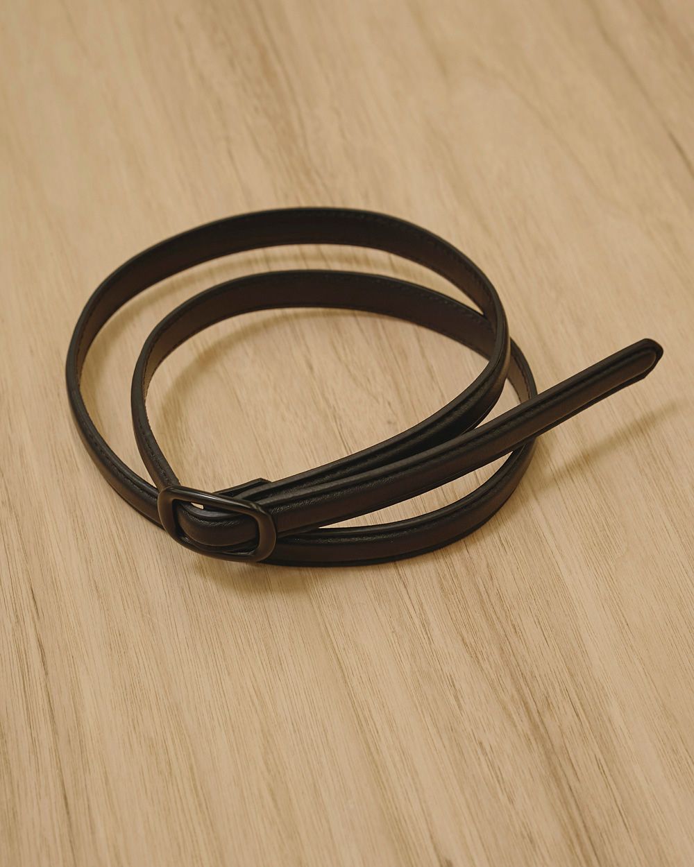 Narrow Leather Belt Narrow Leather Belt,ナローレザーベルト,12521017,レザーベルト,革ベルト,細いベルト,アクセサリー,ユニセックス,todayful,トゥデイフル,lifes,ライフズ,25aw,吉田怜香