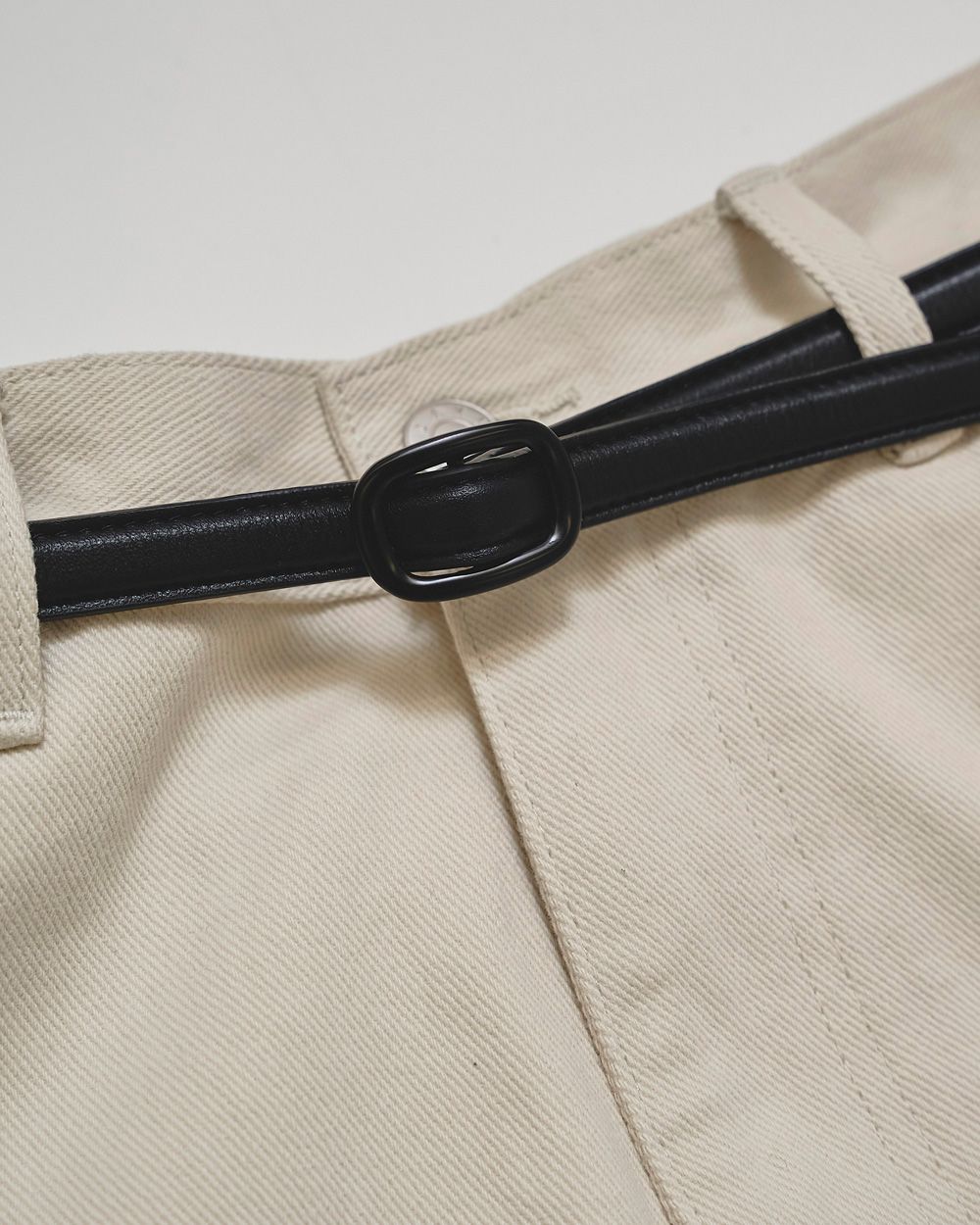 Narrow Leather Belt Narrow Leather Belt,ナローレザーベルト,12521017,レザーベルト,革ベルト,細いベルト,アクセサリー,ユニセックス,todayful,トゥデイフル,lifes,ライフズ,25aw,吉田怜香