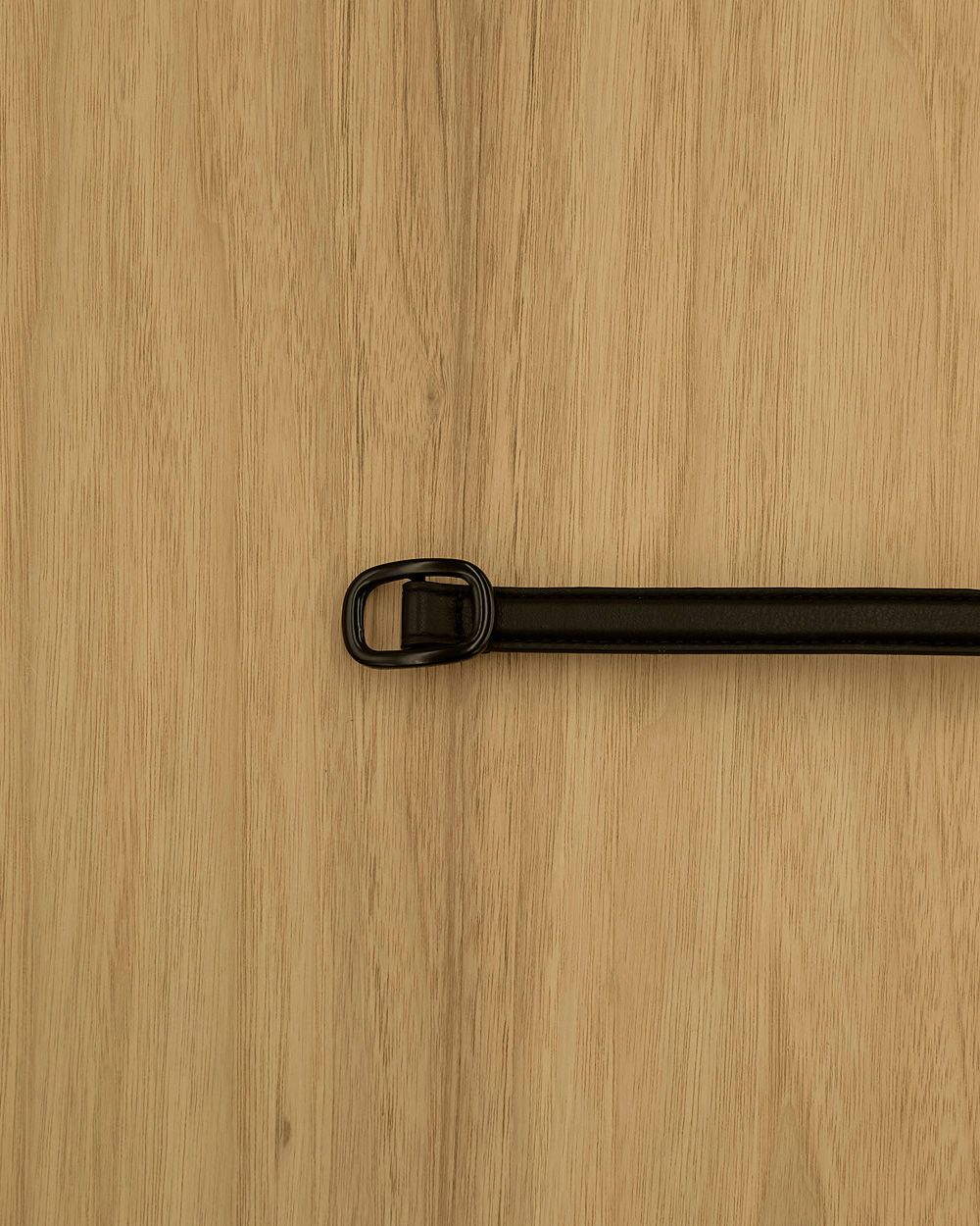 Narrow Leather Belt Narrow Leather Belt,ナローレザーベルト,12521017,レザーベルト,革ベルト,細いベルト,アクセサリー,ユニセックス,todayful,トゥデイフル,lifes,ライフズ,25aw,吉田怜香