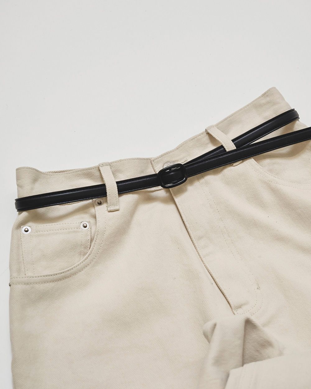 Narrow Leather Belt Narrow Leather Belt,ナローレザーベルト,12521017,レザーベルト,革ベルト,細いベルト,アクセサリー,ユニセックス,todayful,トゥデイフル,lifes,ライフズ,25aw,吉田怜香