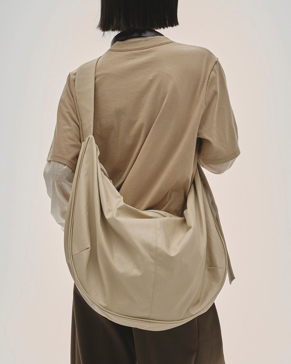 Ecoleather Shoulder Bag Ecoleather Shoulder Bag,エコレザーショルダーバック,12521019,todayful,ショルダーバック,レザーショルダーバッグ,エコレザーバッグ,ヴィーガンレザーバッグ,バッグ,鞄,レザーバッグ,トゥデイフル,lifes,ライフズ,25ss,吉田怜香