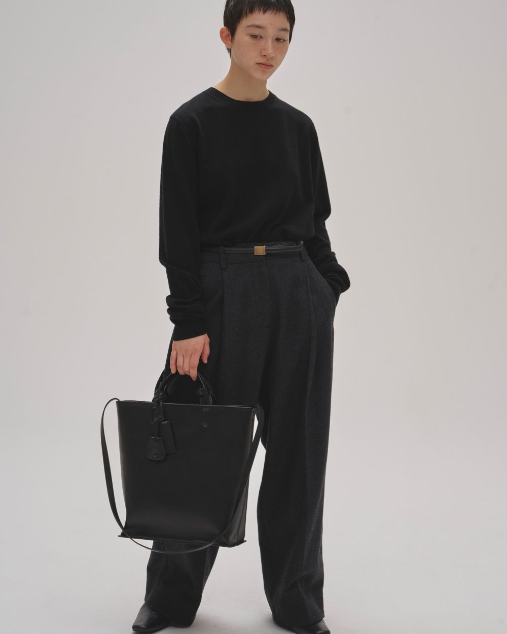 Useful Leather Bag(L) Useful Leather Bag(L),ユースフルレザーバッグL,12521021,バッグ,レザーバッグ,2wayバッグ,2wayレザーバッグ,ショルダーバッグ,ショルダーレザーバッグ,デイリーバッグボックスバッグ,ボックスシルエットバッグ,todayful,トゥデイフル,lifes,ライフズ,25aw,吉田怜香