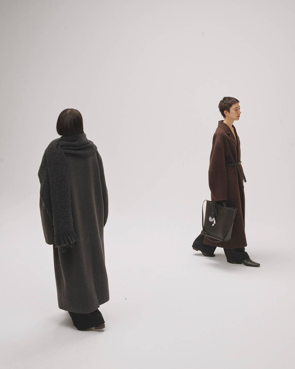 Useful Leather Bag(L) Useful Leather Bag(L),ユースフルレザーバッグL,12521021,バッグ,レザーバッグ,2wayバッグ,2wayレザーバッグ,ショルダーバッグ,ショルダーレザーバッグ,デイリーバッグボックスバッグ,ボックスシルエットバッグ,todayful,トゥデイフル,lifes,ライフズ,25aw,吉田怜香