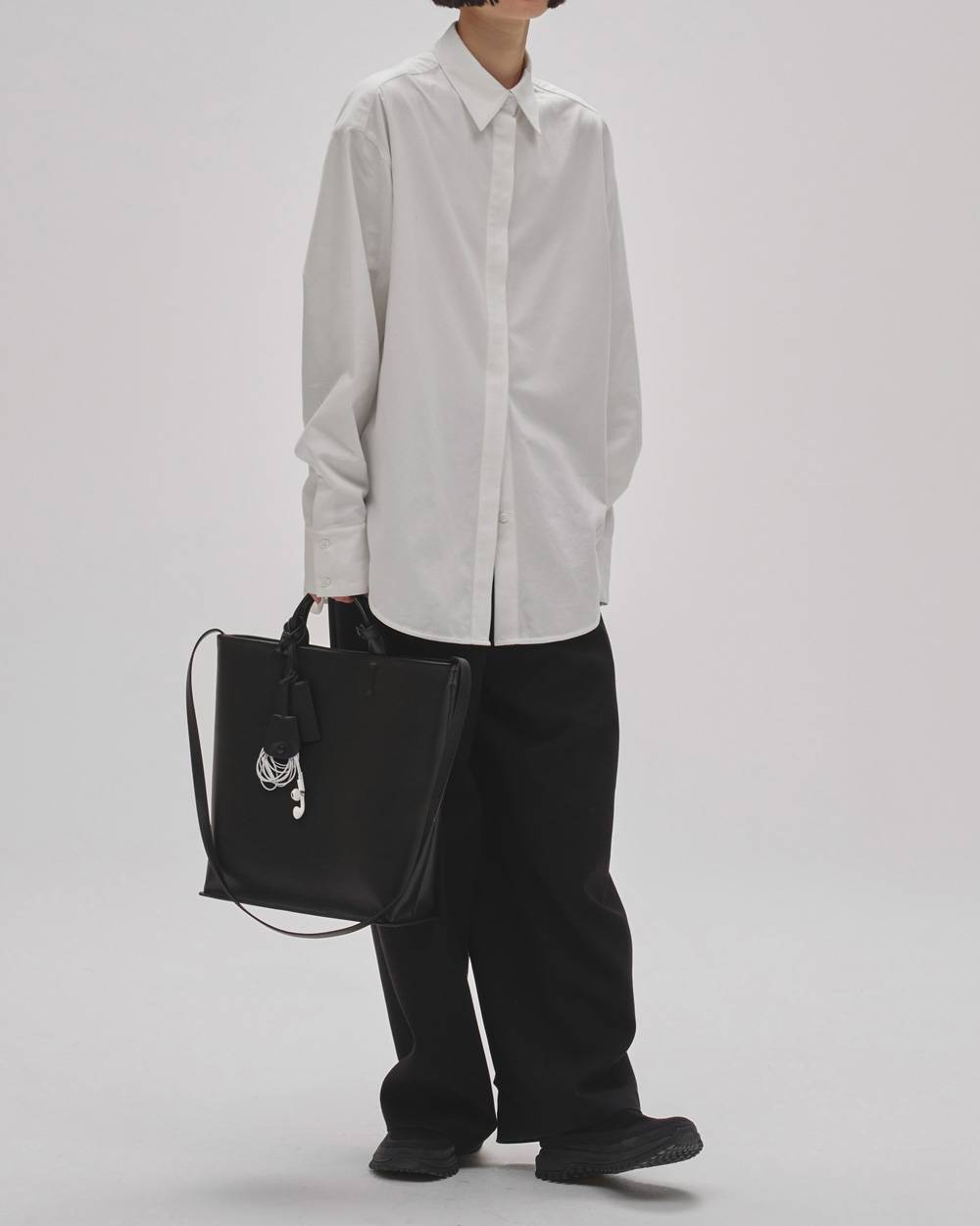 Useful Leather Bag(L) Useful Leather Bag(L),ユースフルレザーバッグL,12521021,バッグ,レザーバッグ,2wayバッグ,2wayレザーバッグ,ショルダーバッグ,ショルダーレザーバッグ,デイリーバッグボックスバッグ,ボックスシルエットバッグ,todayful,トゥデイフル,lifes,ライフズ,25aw,吉田怜香