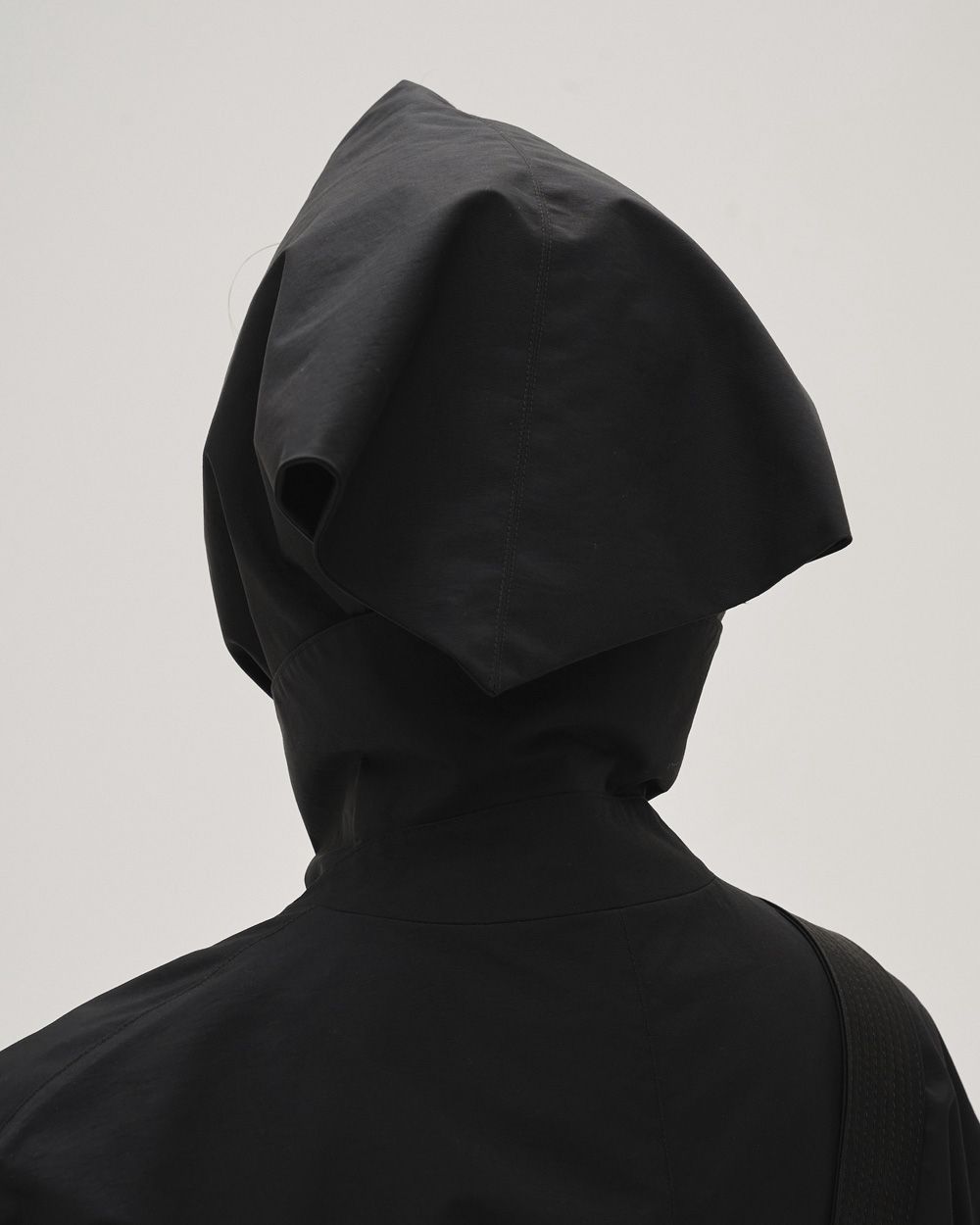 Soutiencollar Waterproof Coat Soutiencollar Waterproof Coat,ステンカラーウォータープルーフコート,12610004,ステンカラーコート,ウォータープルーフ,ウォータープルーフコート,レインコート,コート,アウター,スカーフ付きコート,todayful,トゥデイフル,lifes,吉田怜香,26ss