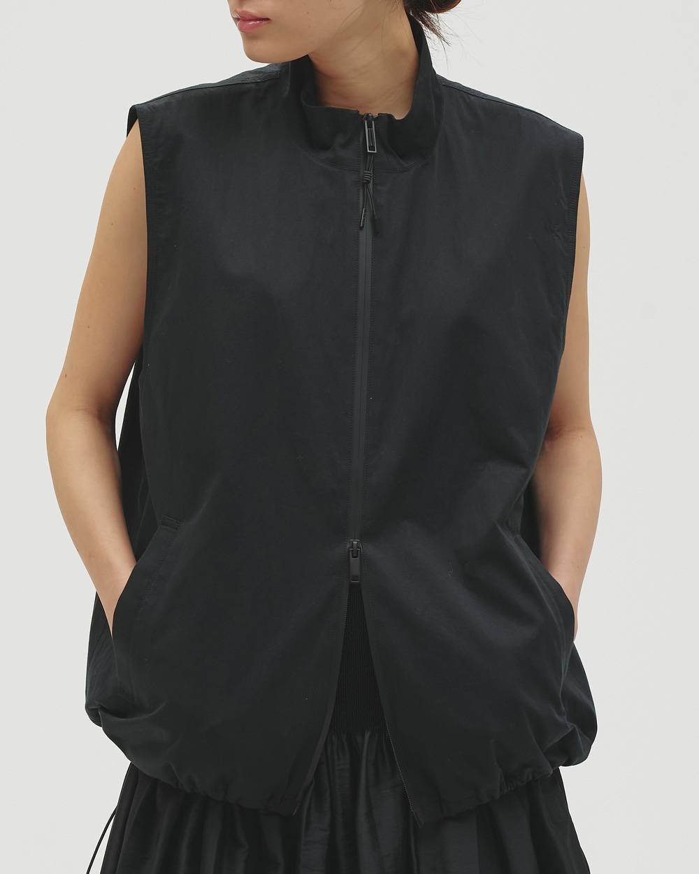 Standcollar Zip Vest Standcollar Zip Vest,スタンドカラージップベスト,12610109,ジップベスト,スタンドカラー,ベスト,ライトアウタ,トップス,todayful,トゥデイフル,lifes,吉田怜香,26aw