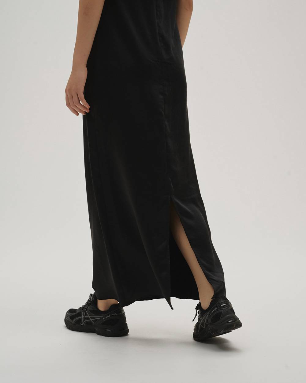 Squareneck Satin Dress Squareneck Satin Dress,スクエアネックサテンドレス,12610305,ドレス,サテン,スクエアネック,ノースリーブドレス,todayful,トゥデイフル,lifes,吉田怜香,26ss