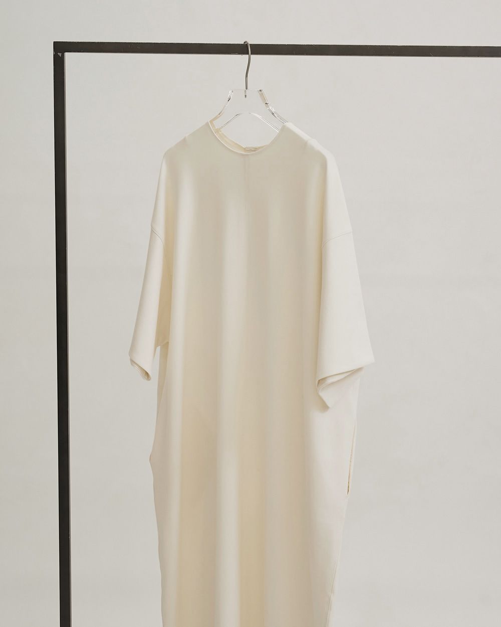 Halfsleeve Easy Dress Halfsleeve Easy Dress,ハーフスリーブイージードレス,12610310,ドレス,ワンピース,イージードレス,ペハーフスリーブドレス,マキシドレス,todayful,トゥデイフル,lifes,吉田怜香,26ss