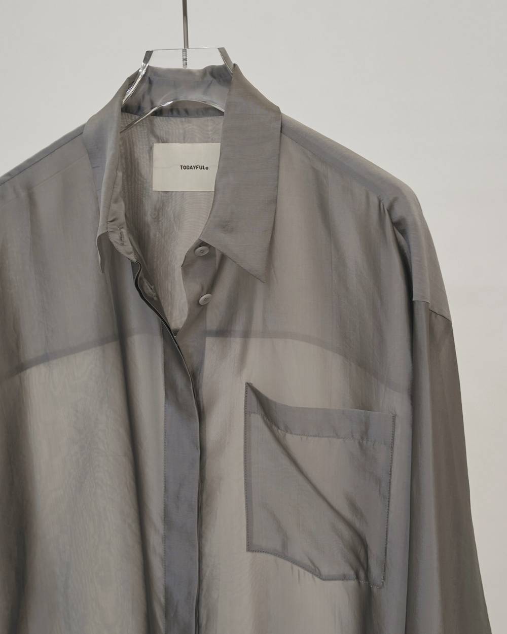 Chambray Silky Shirts Chambray Silky Shirts,シャンブレーシルキーシャツ,12610427,シャツ,シアーシャツ,シャツ,ブラウス,シルク, シルキーシャツ,シャンブレーシャツ,todayful,トゥデイフル,lifes,吉田怜香,26ss