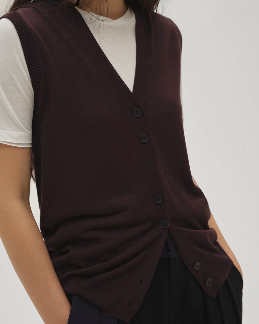Tencelsilk Knit Vest Tencelsilk Knit Vest,テンセルシルクニットベスト,12610517,テンセルシルク,ニットベスト,ニット,ベスト,ニットトップ,todayful,トゥデイフル,lifes,吉田怜香,26ss