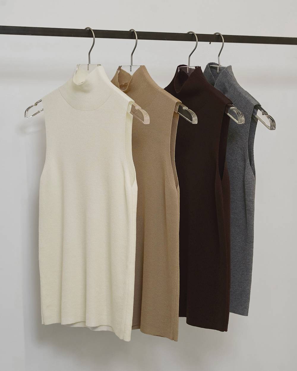 Highgauge Turtle Tanktop Highgauge Turtle Tanktop,ハイゲージタートルタンクトップ,12610518,ハイゲージ,タートルニット,タンクトップ,ニット,ニットタンク,todayful,トゥデイフル,lifes,吉田怜香,26ss