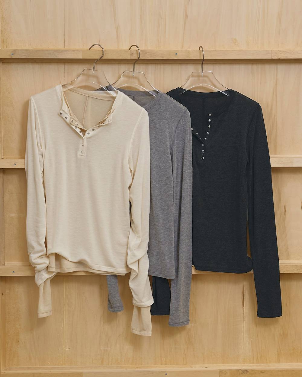Henleyneck Soft Tops Henleyneck Soft Tops,ヘンリーネックソフトトップス,12610608,ヘンリーネック,カットソー,ソフトトップ,トップス,todayful,トゥデイフル,lifes,吉田怜香,26ss