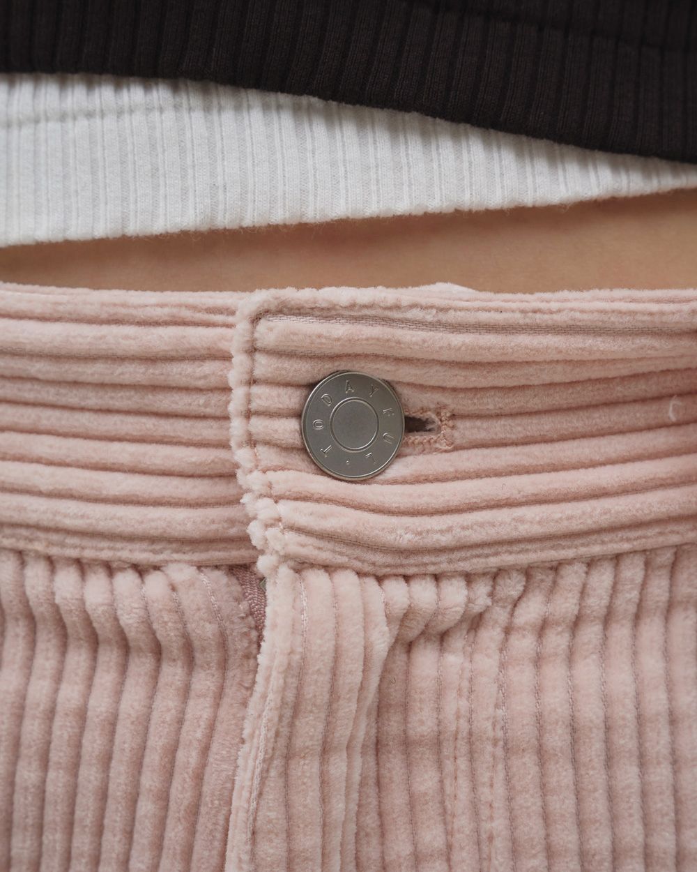 Chunky Corduroy Pants Chunky Corduroy Pants,チャンキーコードュロイパンツ,12610703,パンツ,ボトムス,コードュロイ,コードュロイパンツ,todayful,トゥデイフル,lifes,吉田怜香,26ss