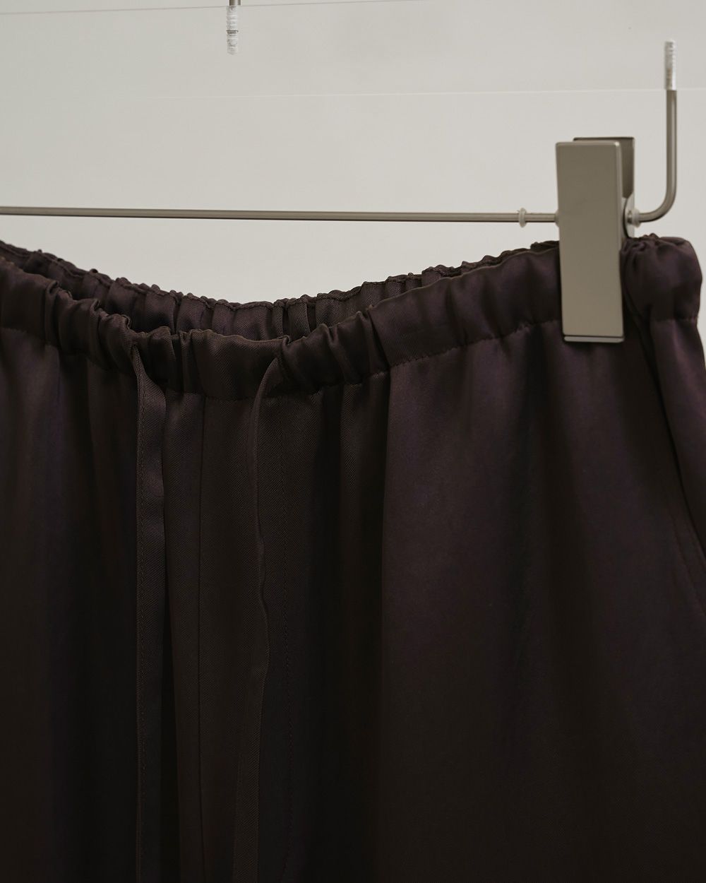 Satin Easy Pants Satin Easy Pants,サテンイージーパンツ,12610704,サテンパンツ,イージーパンツ,パンツ,ボトムス,セットアップ,todayful,トゥデイフル,lifes,吉田怜香,26ss