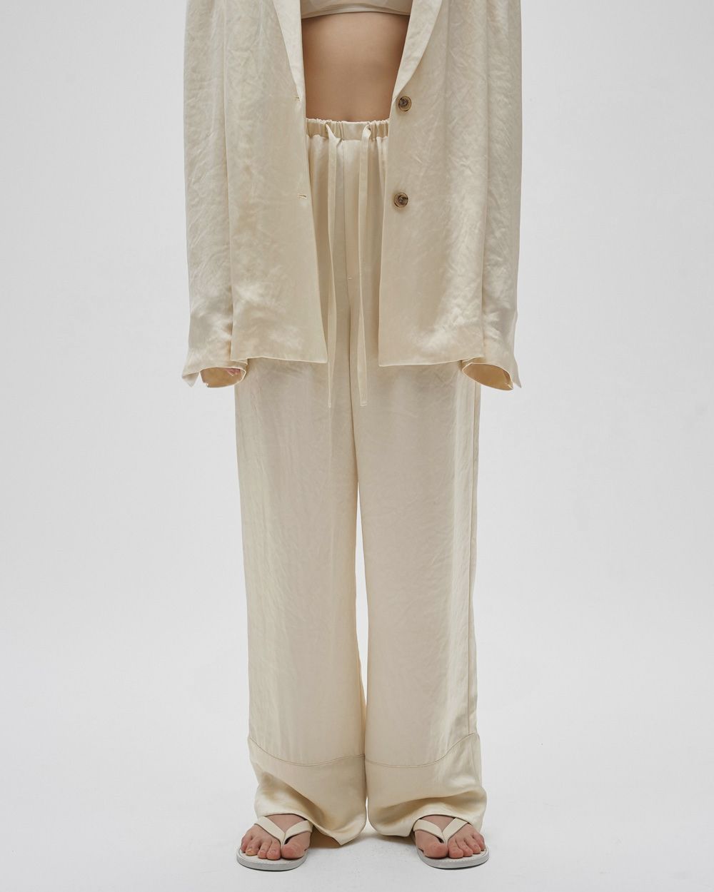 Satin Easy Pants Satin Easy Pants,サテンイージーパンツ,12610704,サテンパンツ,イージーパンツ,パンツ,ボトムス,セットアップ,todayful,トゥデイフル,lifes,吉田怜香,26ss