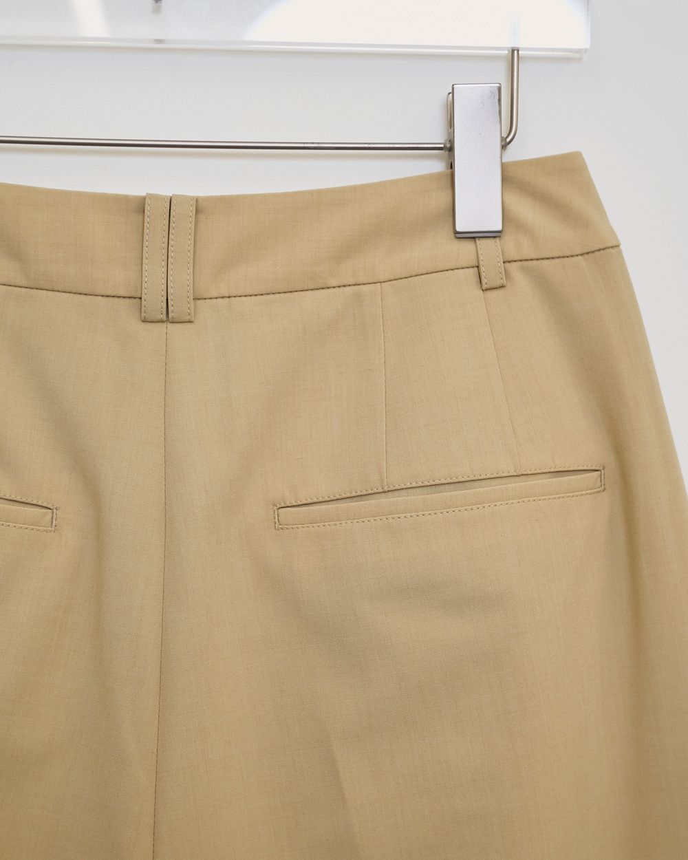 Dry Touch Tuck Trousers Dry Touch Tuck Trousers,ドライタッチタックトラウザーズ,12610705,パンツ,ボトムス,トラウザーズ,ドライタッチトラウザーズ,タックトラウザーズ,todayful,トゥデイフル,lifes,吉田怜香,26ss