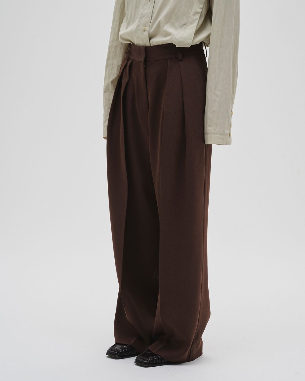 Tuck Wide Trousers Tuck Wide Trousers,タックワイドトラウザーズ,12610714,パンツ,ボトムス,トラウザーズ,ワイドパンツ,タックパンツ,todayful,トゥデイフル,lifes,吉田怜香,26ss