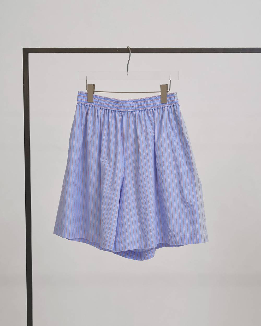 Easy Stripe Halfpants Easy Stripe Halfpant,イージーストライプパンツ,12610721,パンツ,ストライプパンツ,イージーパンツ,ショーツ,セットアップ,todayful,トゥデイフル,lifes,吉田怜香,26ss