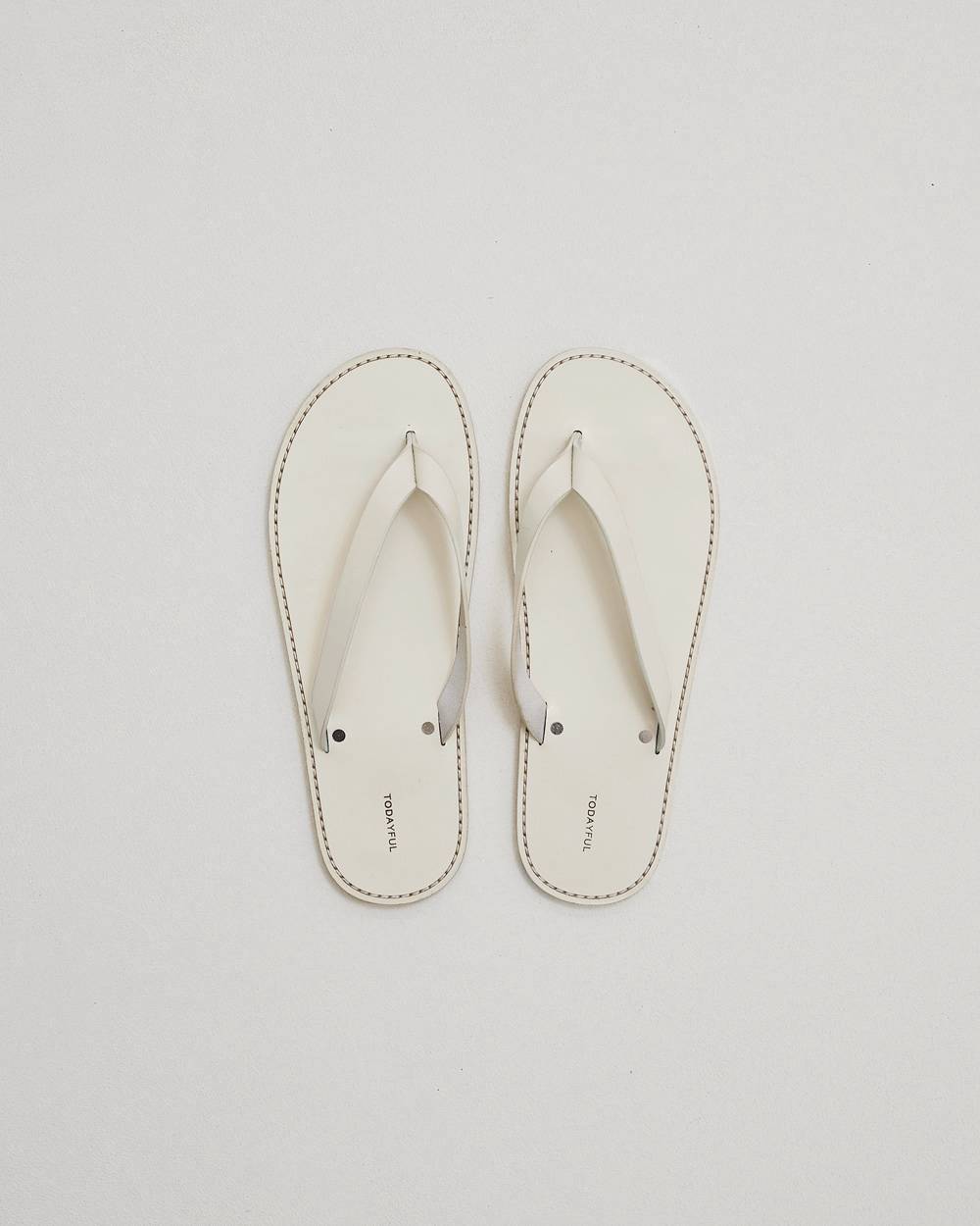 Leather Thong Sandals Leather Thong Sandals,レザーソングサンダル,12611018,レザーサンダル,サンダル,シューズ,靴,todayful,トゥデイフル,lifes,吉田怜香,26ss