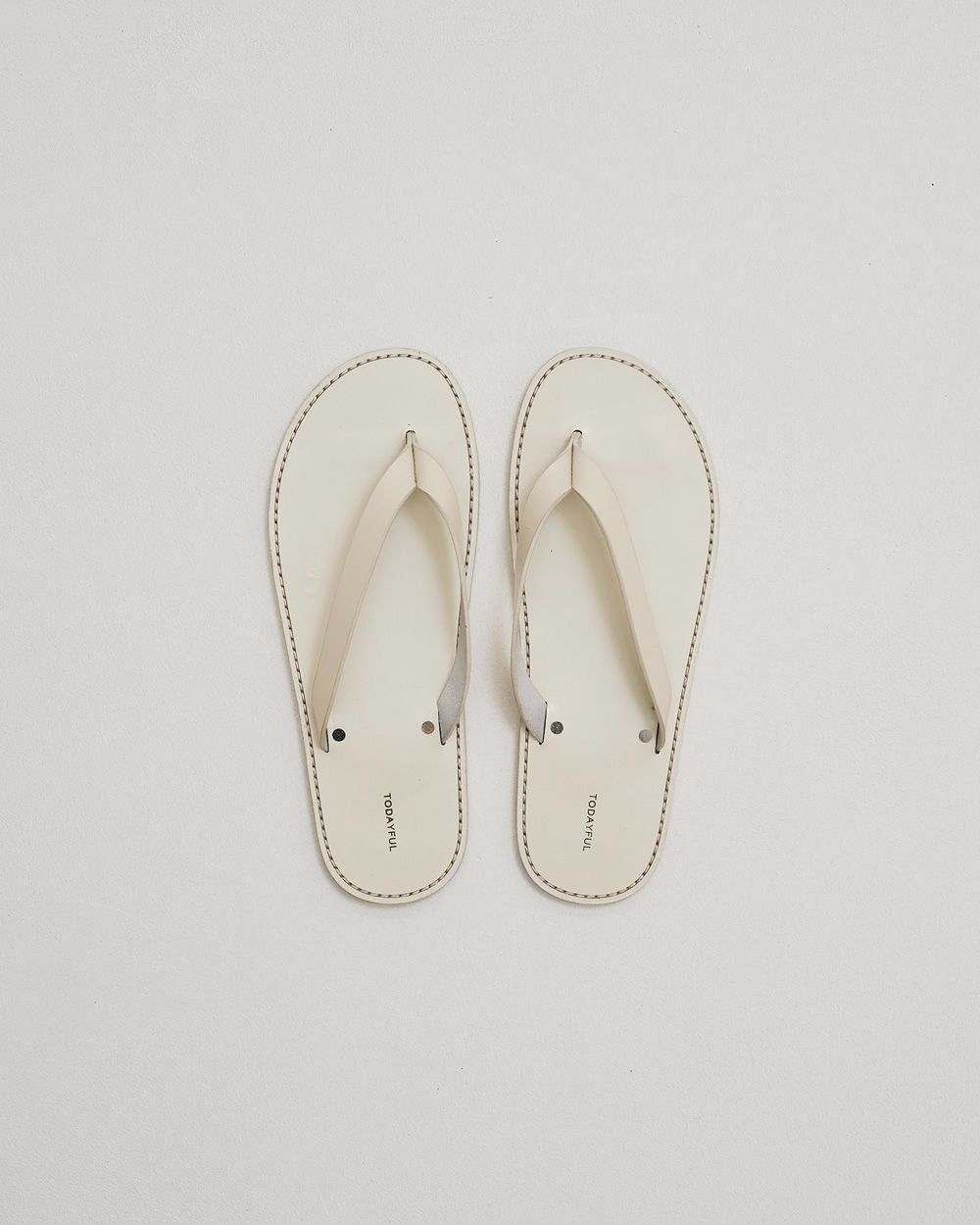 Leather Thong Sandals Leather Thong Sandals,レザーソングサンダル,12611018,レザーサンダル,サンダル,シューズ,靴,todayful,トゥデイフル,lifes,吉田怜香,26ss