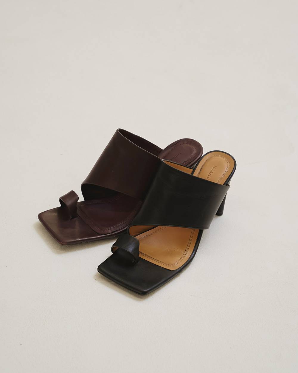 Square Leather Sandals Square Leather Sandals,スクエアレザーサンダル,12611021,レザー,サンダル,レザーサンダル,シューズ,靴,todayful,トゥデイフル,lifes,吉田怜香,26ss