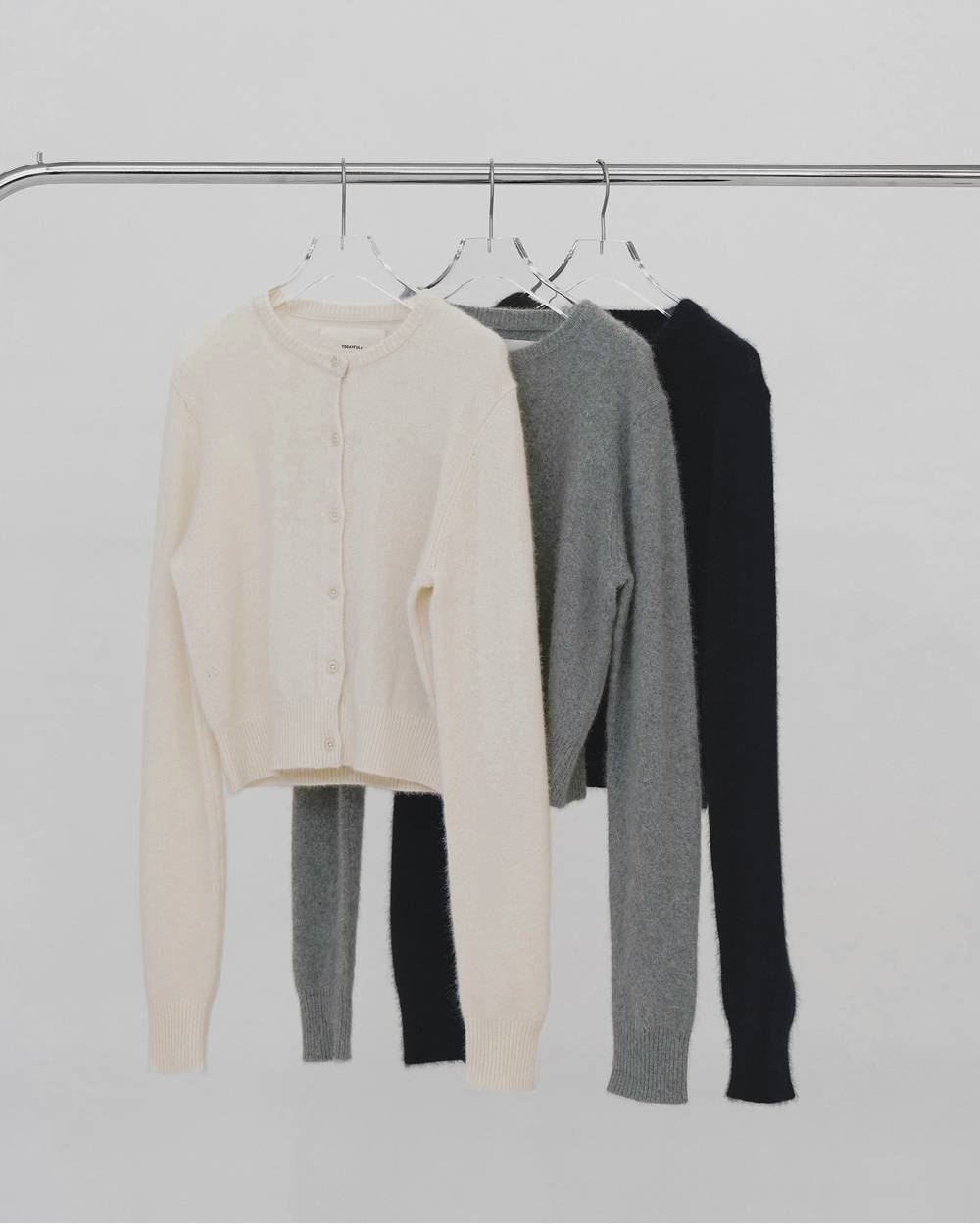 Fox Wool Cardigan Fox Wool Cardigan,フォックスウールカーディガン,12620522,ウールカーディガン,フォックスウール,カーディガン,トップス,todayful,トゥデイフル,lifes,吉田怜香,26aw