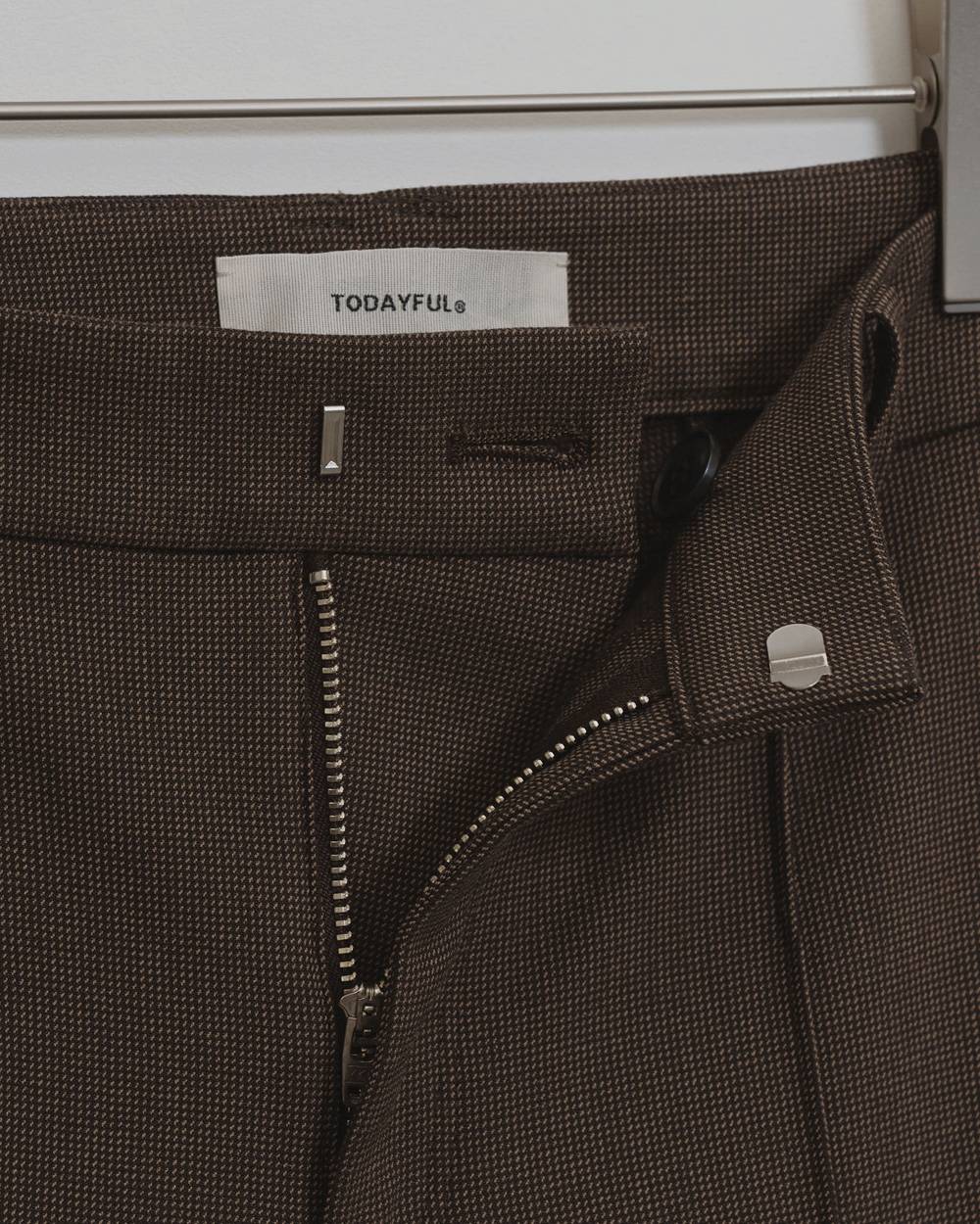Pintuck Straight Trousers Pintuck Straight Trousers,ピンタックストレートトラウザー,12620715,ピンタック,トラウザー,ストレートトラウザー,ボトムス,パンツ,todayful,トゥデイフル,lifes,吉田怜香,26aw