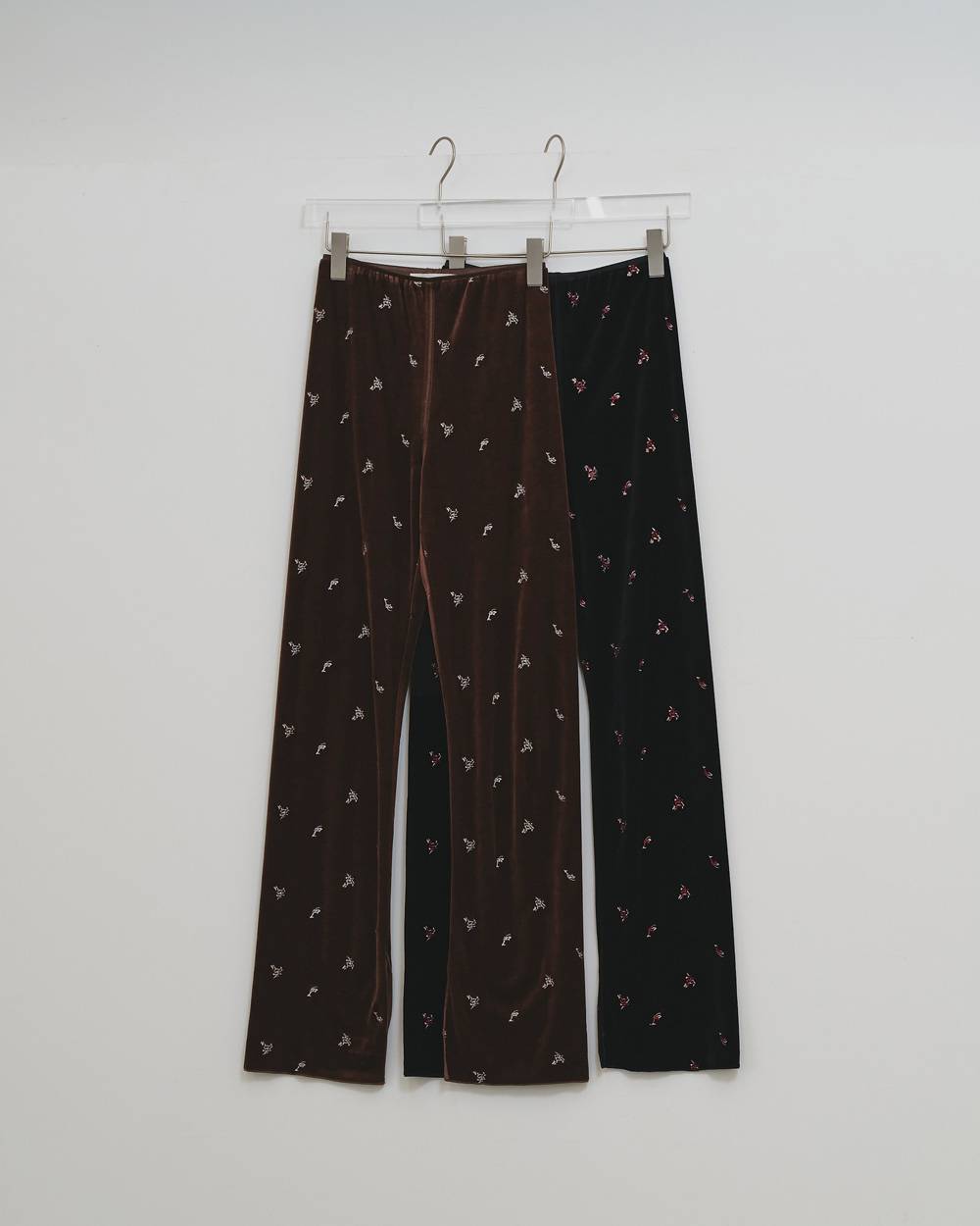 Petit Flower Velour Leggings Petit Flower Velour Leggings,プチフラワーベロアレギンス,12620721,プチフラワー,ベロア,ベロアレギンス,花柄,ボトムス,レギンス,セットアップ,todayful,トゥデイフル,lifes,吉田怜香,26aw