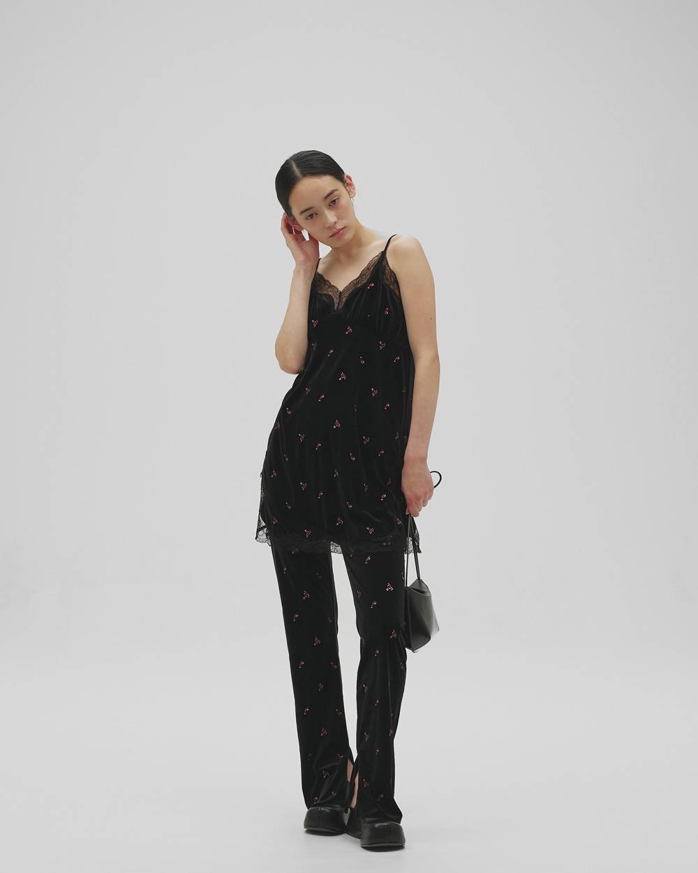 Petit Flower Velour Leggings Petit Flower Velour Leggings,プチフラワーベロアレギンス,12620721,プチフラワー,ベロア,ベロアレギンス,花柄,ボトムス,レギンス,セットアップ,todayful,トゥデイフル,lifes,吉田怜香,26aw