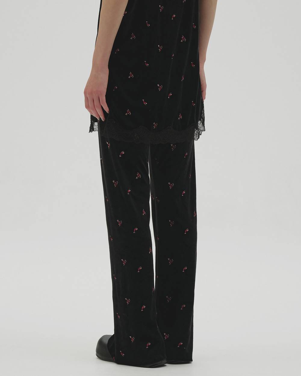 Petit Flower Velour Leggings Petit Flower Velour Leggings,プチフラワーベロアレギンス,12620721,プチフラワー,ベロア,ベロアレギンス,花柄,ボトムス,レギンス,セットアップ,todayful,トゥデイフル,lifes,吉田怜香,26aw
