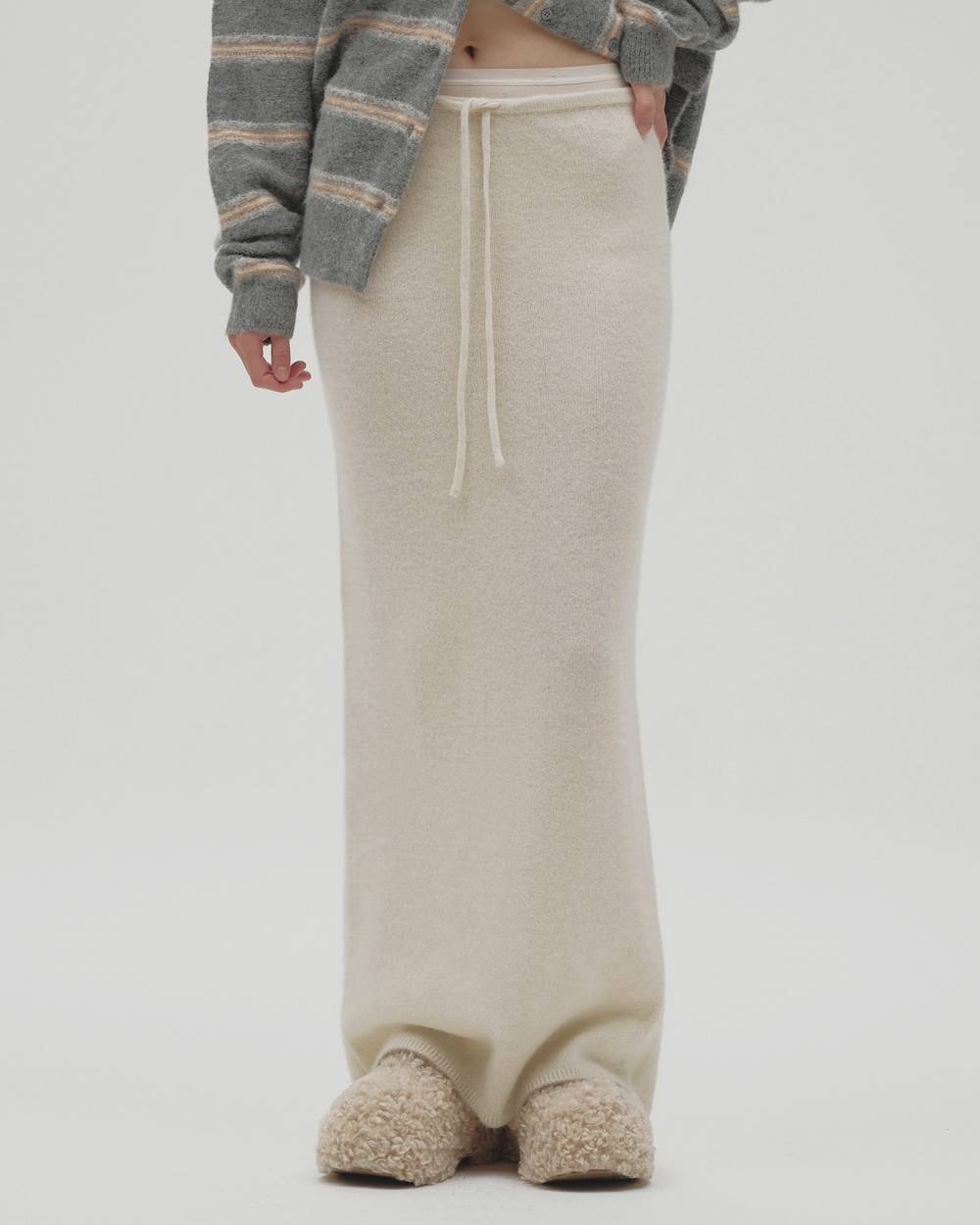 Fox Wool Pencil Skirt Fox Wool Pencil Skirt,フォックスウールペンシルスカート,12620804,フォックスウール,ウールスカート,ペンシルスカート,ボトムス,todayful,トゥデイフル,lifes,吉田怜香,26aw