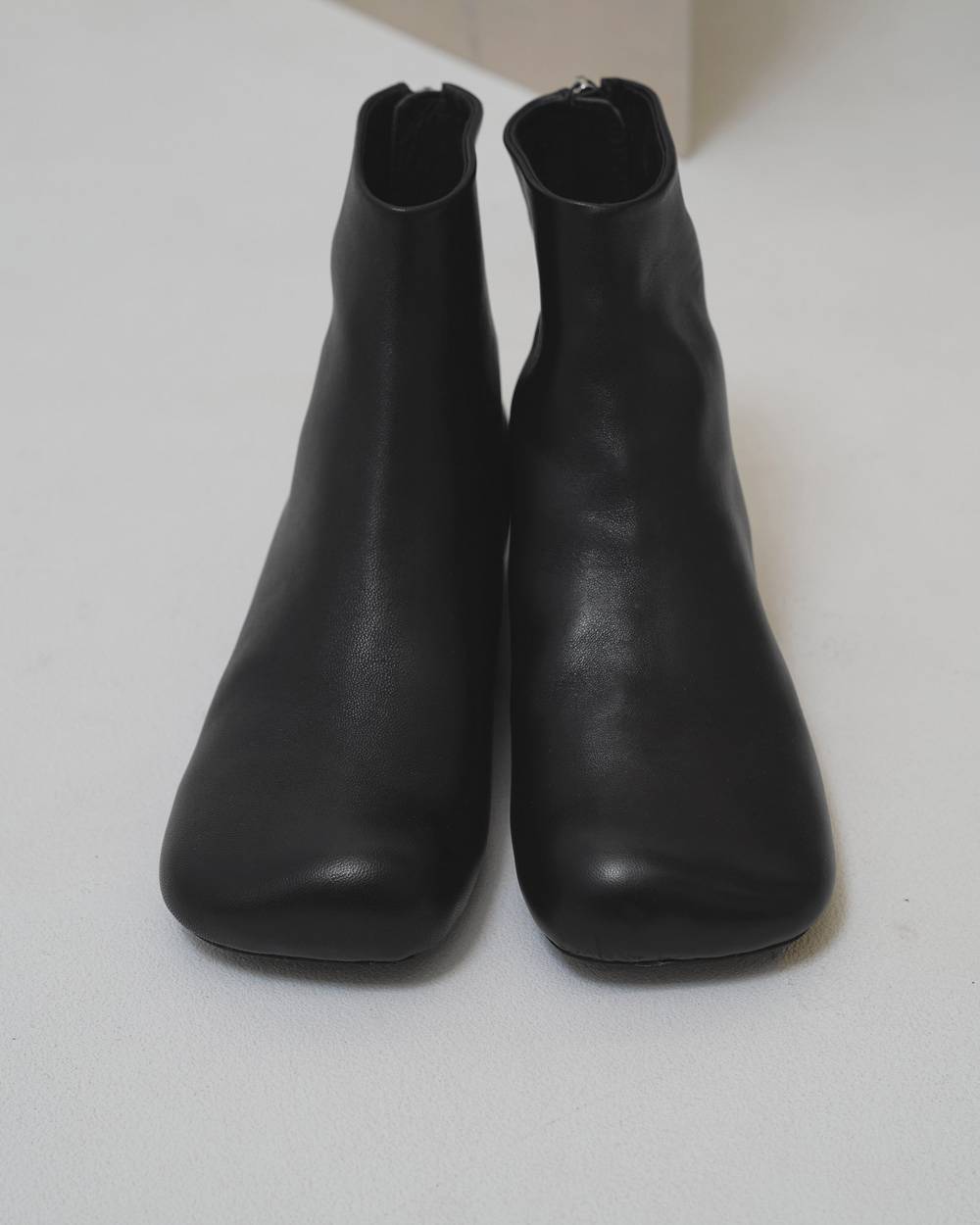 Square Leather Flat Boots Square Leather Flat Boots,スクエアレザーフラットブーツ,12621019,ブーツ,レザーブーツ,シューズ,靴,スクエアブーツ,todayful,トゥデイフル,lifes,吉田怜香,26aw