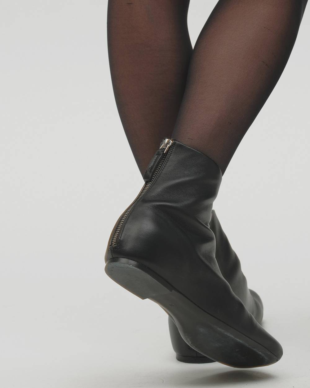 Square Leather Flat Boots Square Leather Flat Boots,スクエアレザーフラットブーツ,12621019,ブーツ,レザーブーツ,シューズ,靴,スクエアブーツ,todayful,トゥデイフル,lifes,吉田怜香,26aw