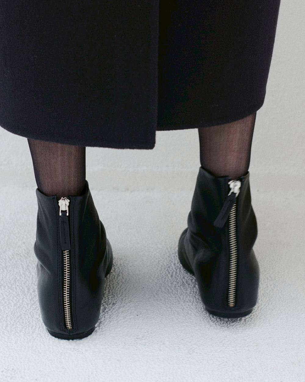 Square Leather Flat Boots Square Leather Flat Boots,スクエアレザーフラットブーツ,12621019,ブーツ,レザーブーツ,シューズ,靴,スクエアブーツ,todayful,トゥデイフル,lifes,吉田怜香,26aw