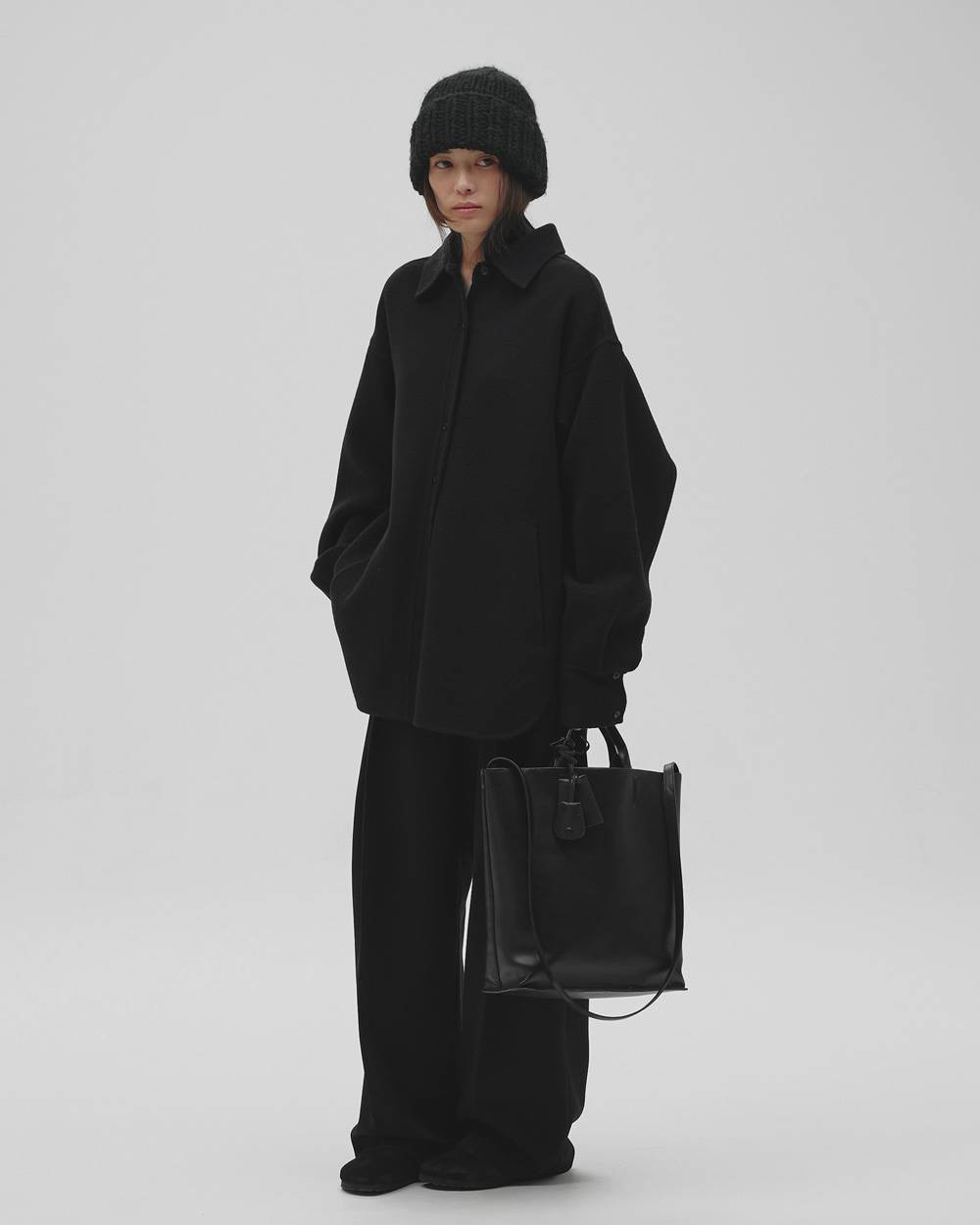 Useful Leather Bag (L) Useful Leather Bag (L),ユースフルレザーバッグ,12621041,バッグ,ユースフルバッグ,レザーバッグ,鞄,バック,todayful,トゥデイフル,lifes,吉田怜香,26aw